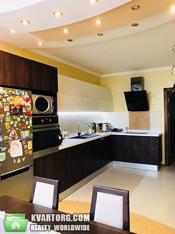 Rent out 3-room apartment. Киев,  Чавдар — photo 3
