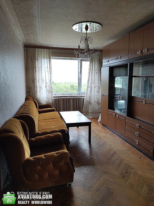 Sell 3-room apartment. Киев,  Приречная — photo 1