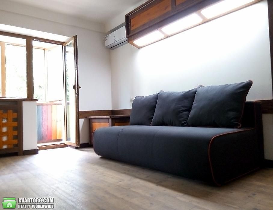 Rent out 2-room apartment. Киев,  Леси Украинки бул — photo 1