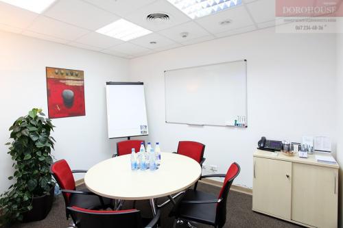 Rent out office. Киев,  Сагайдачного — photo 7