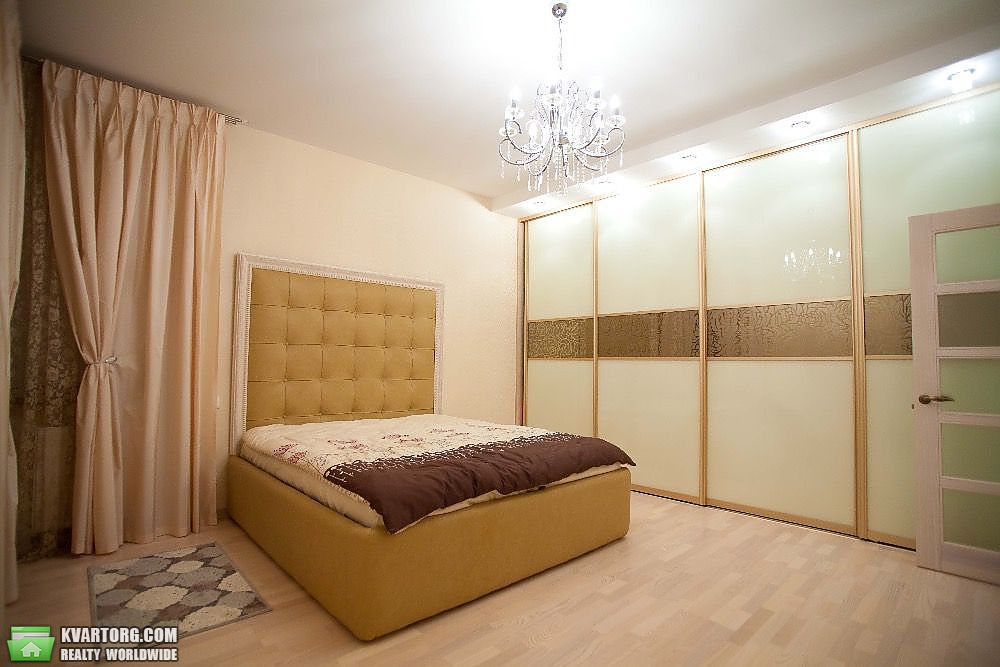 Rent out 2-room apartment. Киев,  Леси Украинки бул — photo 4