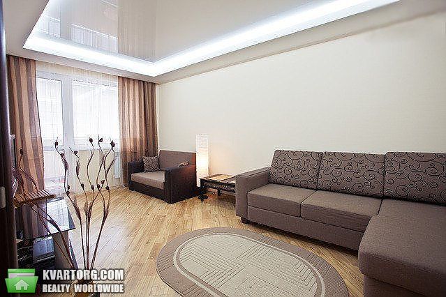 Rent out 2-room apartment. Киев,  Драгоманова — photo 1