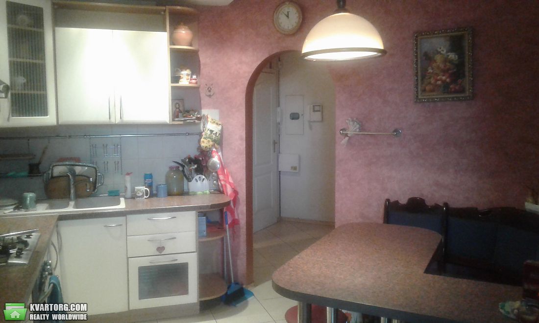 Sell 4-room apartment. Киев,  Хмельницкая — photo 1