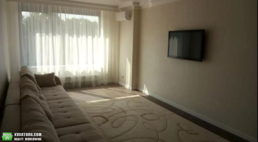 Rent out 2-room apartment. Киев,  Жмаченко — photo 1