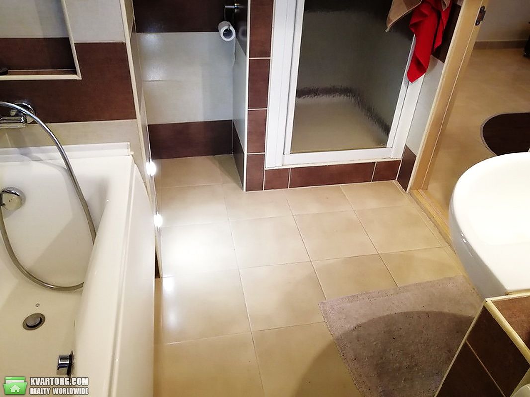 Rent out 2-room apartment. Киев,  Институтская — photo 6
