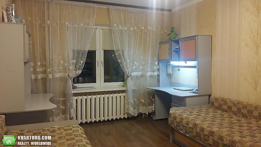 Sell 3-room apartment. Киев,  Цветаевой — photo 1