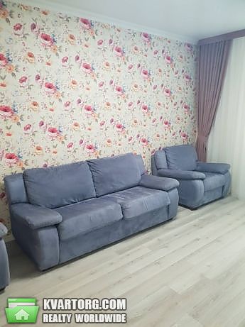 Rent out 3-room apartment. Киев, Олени Пчилки — photo 4