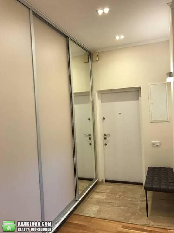 Rent out 2-room apartment. Киев, коновальца — photo 6