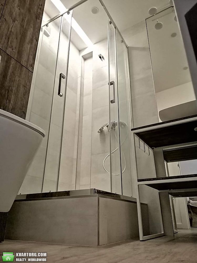 Rent out 2-room apartment. Киев, Марии Примаченко — photo 3