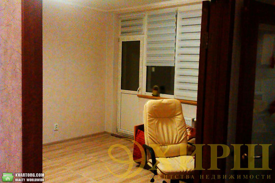Rent out 1-room apartment. Киев,  Ломоносова — photo 1
