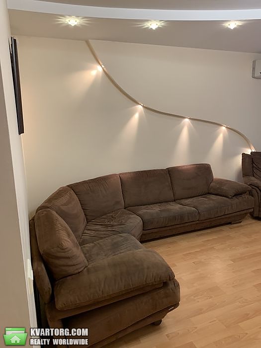 Sell 3-room apartment. Киев,  Старонаводницкая — photo 2