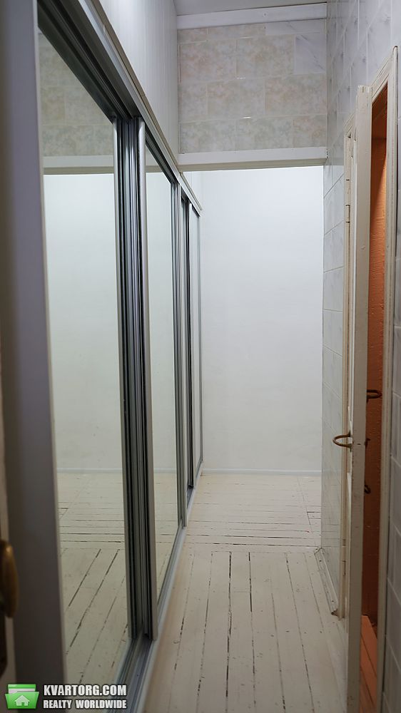 Sell 2-room apartment. Киев, Андреевский Спуск — photo 3