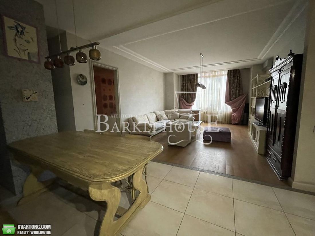 Rent out 3-room apartment. Киев,  Жилянская — photo 4