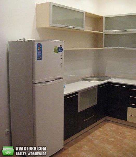 Rent out 2-room apartment. Киев, Героев Сталинграда пр — photo 3