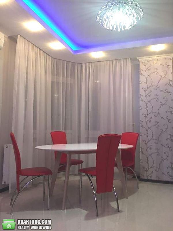 Rent out 2-room apartment. Киев,  Липковского — photo 3