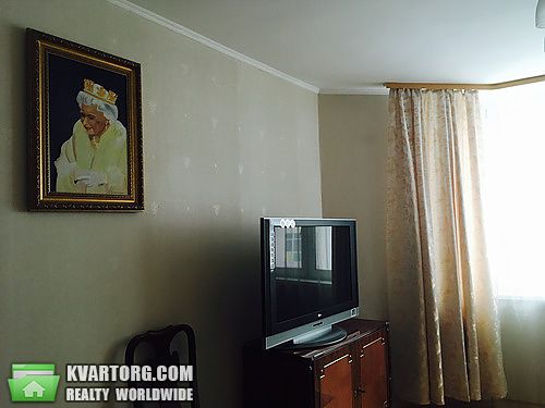 Rent out 2-room apartment. Киев,  Гмыри — photo 7