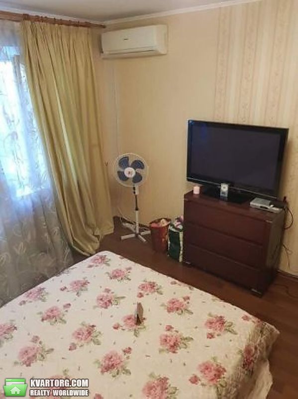 Sell 2-room apartment. Киев,  Милютенко — photo 1
