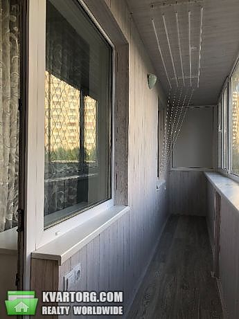Rent out 2-room apartment. Киев,  Руденко — photo 3