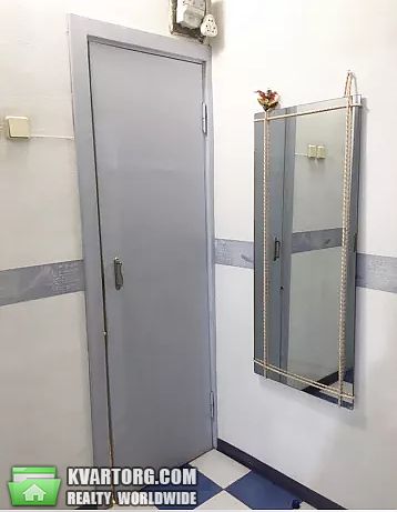 Rent out 1-room apartment. Киев, Русановская набережная — photo 1