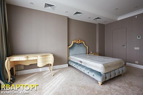 Sell 5-room apartment. Киев, Драгомирова — photo 2