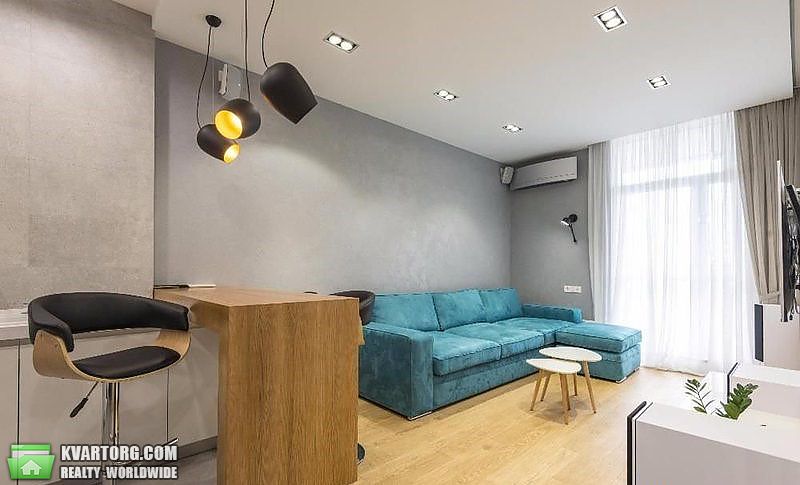Rent out 2-room apartment. Киев,  Днепровская наб — photo 4