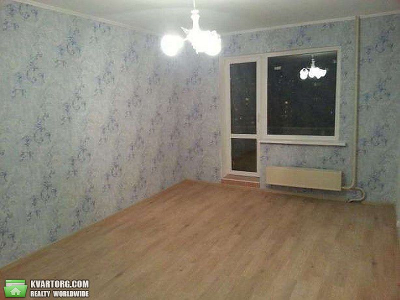 Sell 2-room apartment. Киев,  Милославская — photo 1