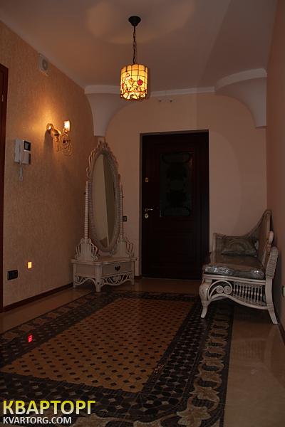Rent out 4-room apartment. Одесса, пр.шевченко — photo 1