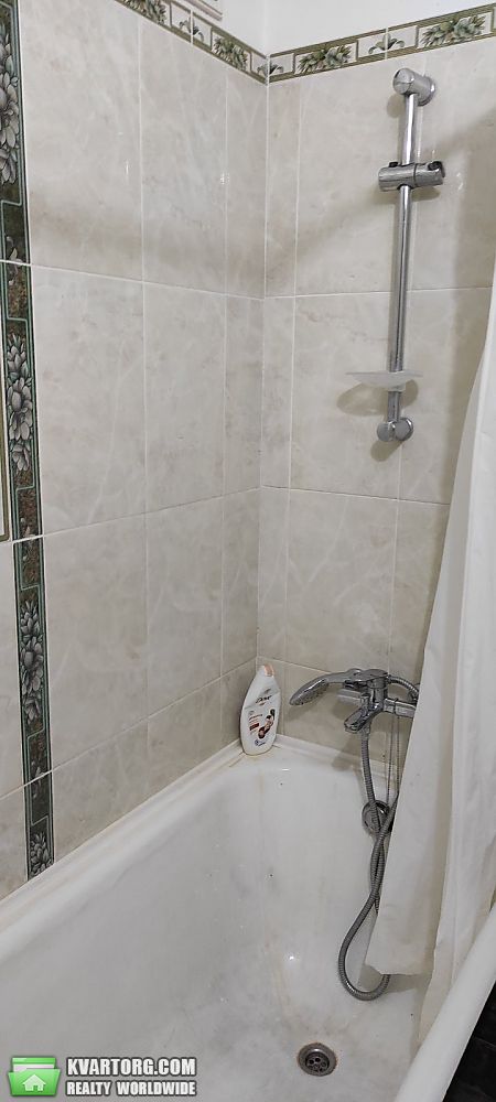 Rent out 2-room apartment. Киев,  Дарницкий бул — photo 10