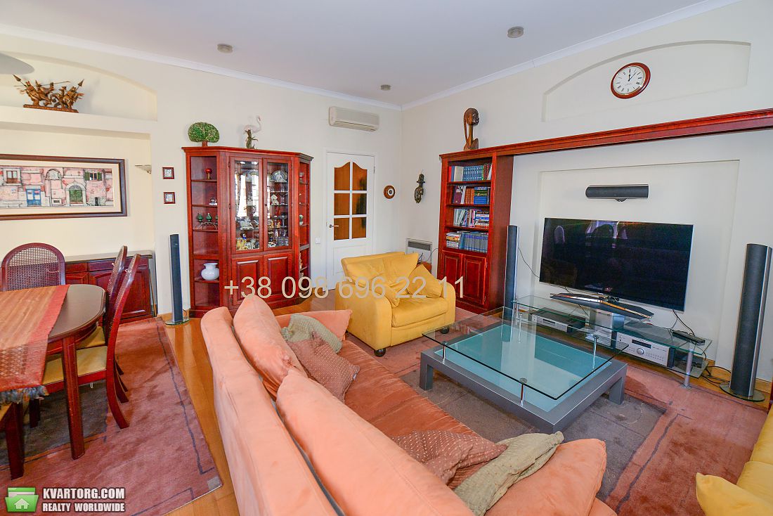 Sell 3-room apartment. Киев,  Шелковичная — photo 2