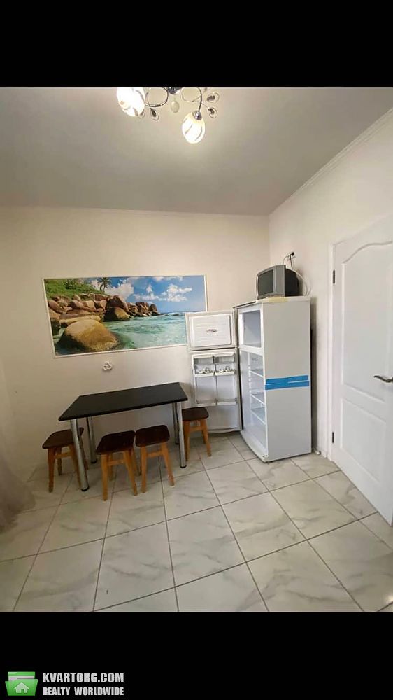 Rent out 1-room apartment. Киев, Боголюбова — photo 1