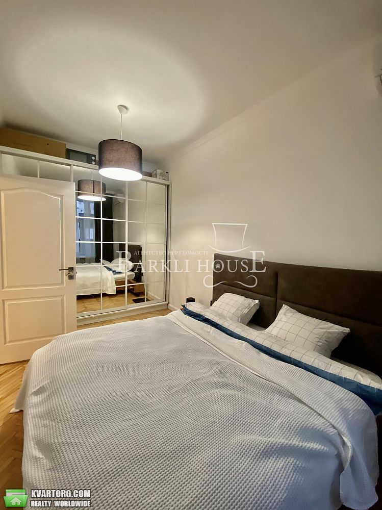 Rent out 2-room apartment. Киев,  Шота Руставели — photo 4