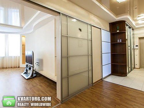 Sell 3-room apartment. Киев,  Амосова — photo 1