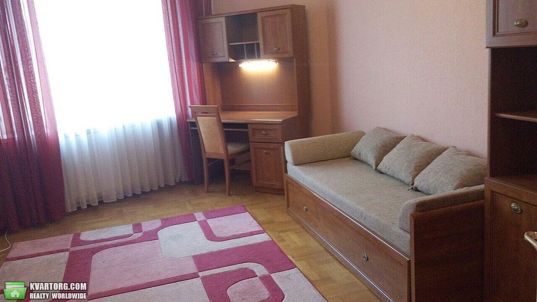 Rent out 4-room apartment. Киев,  Героев Сталинграда пр — photo 4