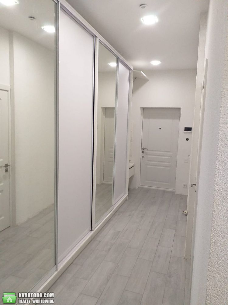 Rent out 3-room apartment. Киев,  Толстого — photo 7