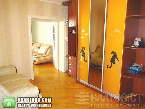 Sell 2-room apartment. Киев, Урловская — photo 3