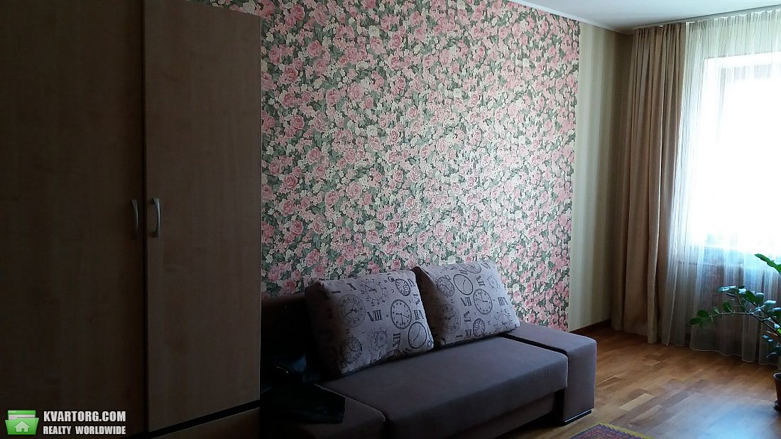 Rent out 2-room apartment. Киев, Петрицкого — photo 1