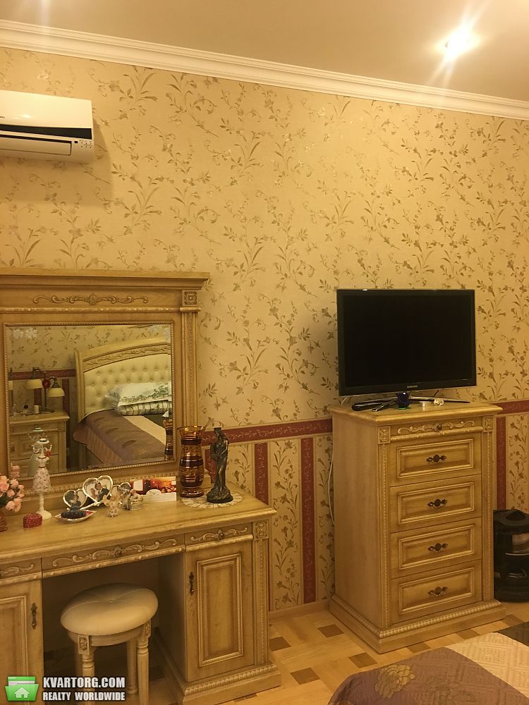 Sell 1-room apartment. Киев, Волошская — photo 3
