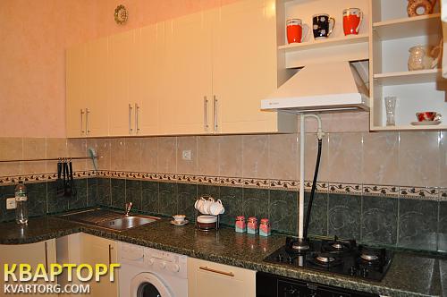 Rent out 3-room apartment. Киев,  Бассейная — photo 4