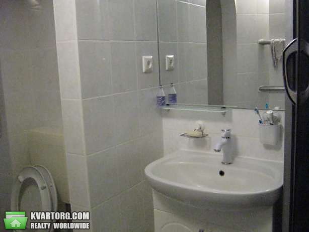Sell 2-room apartment. Киев,  Миропольская — photo 9