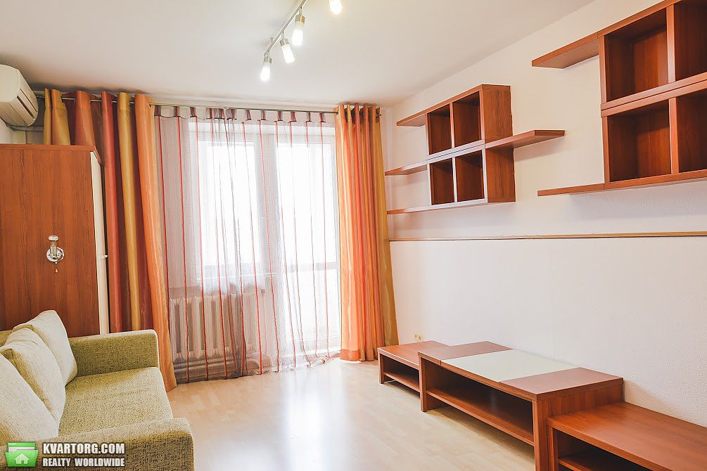 Sell 3-room apartment. Днепропетровск, Мандрыковская — photo 3