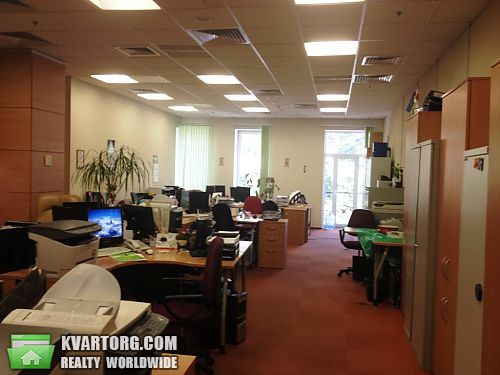 Rent out office. Киев, Жилянская — photo 3