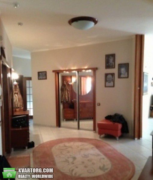 Sell 4-room apartment. Киев,  Старонаводницкая — photo 9