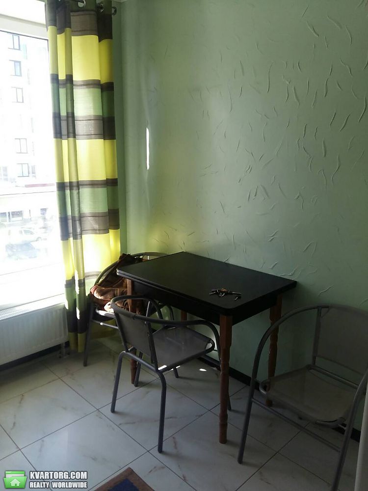 Rent out 1-room apartment. Киев, ул. Святошинская — photo 4