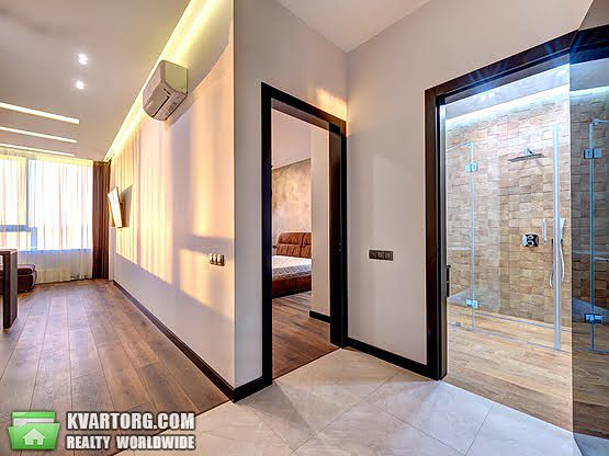 Rent out 2-room apartment. Киев,  Димитрова — photo 4