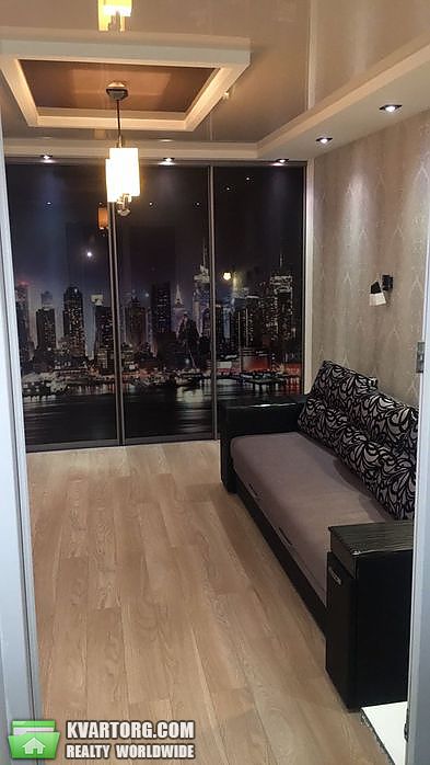 Rent out 1-room apartment. Киев, Лисковская — photo 1