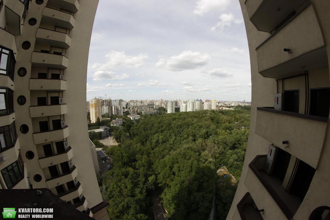 продам 4-комнатную квартиру. Киев,   Соломенская - фото 2