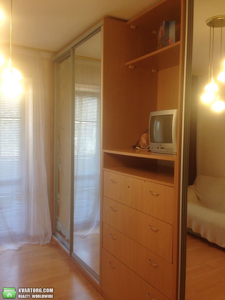 Sell 3-room apartment. Киев,  Героев Днепра — photo 7