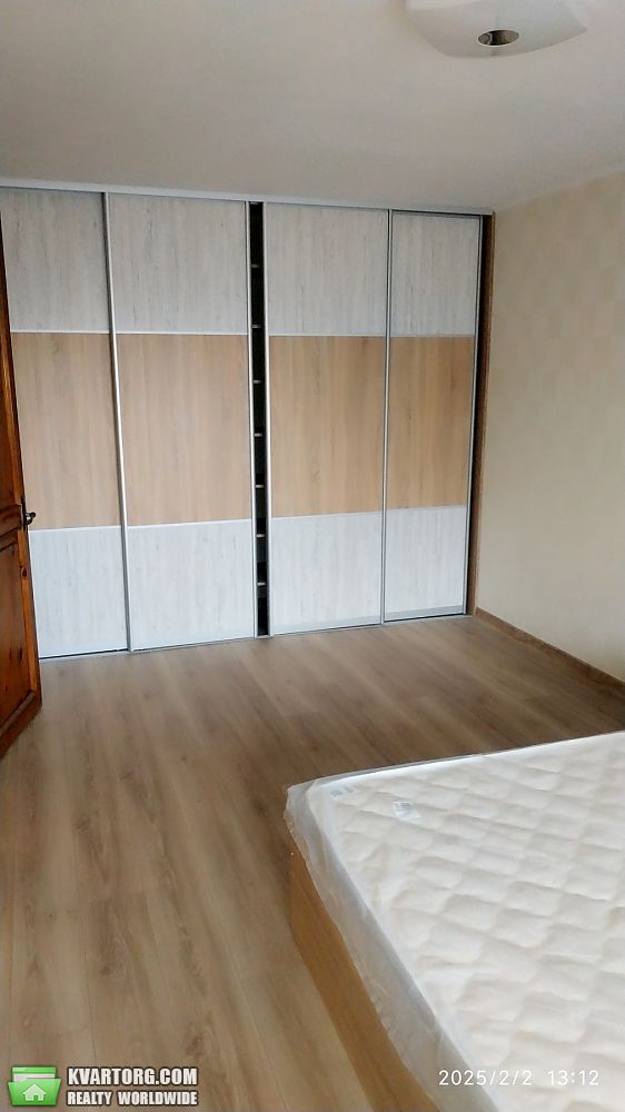 Rent out 2-room apartment. Киев,  Тычины пр — photo 3