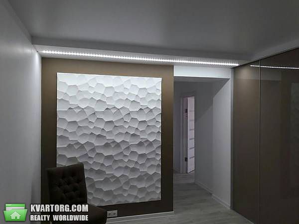Rent out 3-room apartment. Киев,  Княжий Затон — photo 3