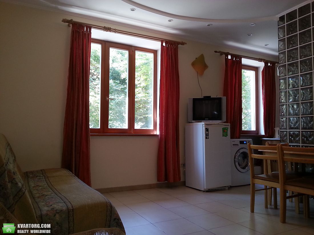 Rent out 2-room apartment. Одесса, Черноморская — photo 2